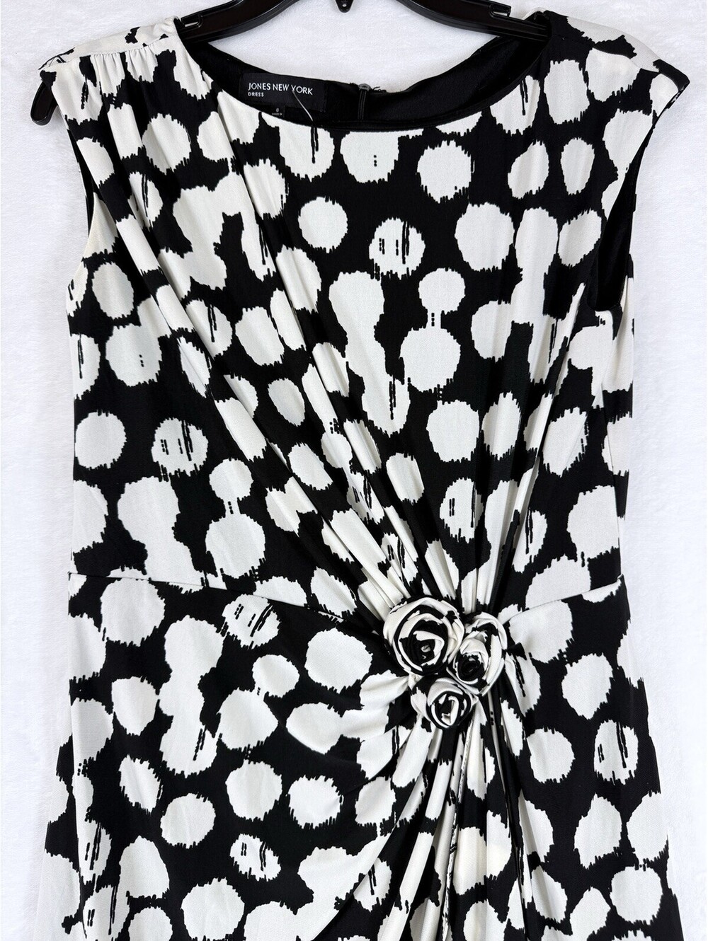 Jones New York Dress 6 Sleeveless Black White Floral Knee Length Polka Dot Women